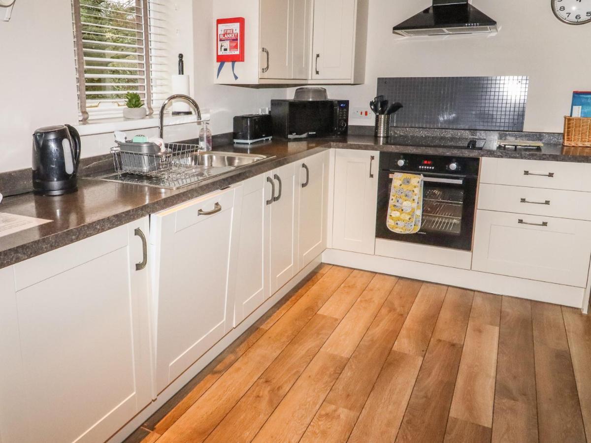 Lee House Cottage Cheddleton Екстер'єр фото