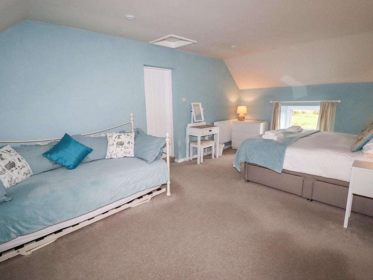 Lee House Cottage Cheddleton Екстер'єр фото